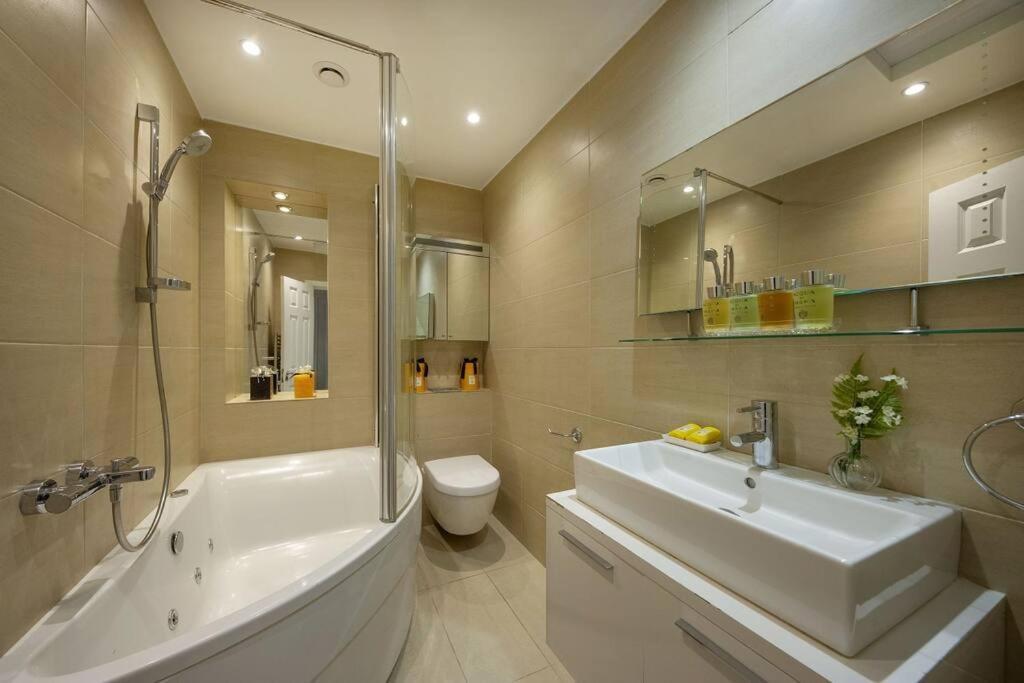 Stunning Hyde Park Apartment Londyn Zewnętrze zdjęcie